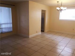 1820 17th Ave, Hollywood FL  33020-2816 exterior