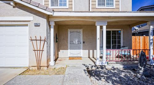 13952 Clydesdale Run Ln, Victorville, CA 92394-7404