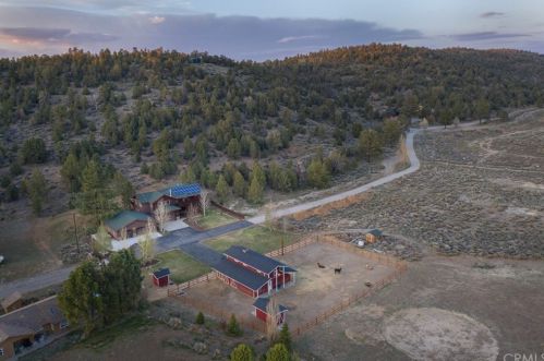 46840 Lakewood Dr, Big Bear City, CA 92314-8998