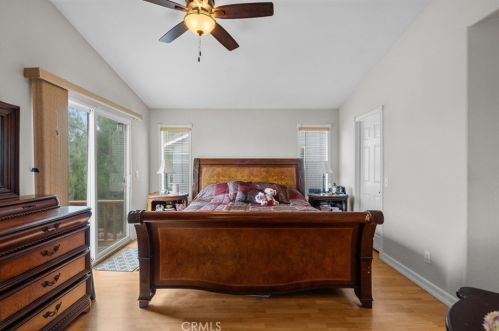 30508 Park Vista Dr, Santa Clarita CA  91384-3795 exterior