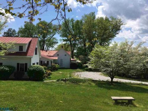9704 Patrick Henry Hwy, Roseland, VA 22967-2731