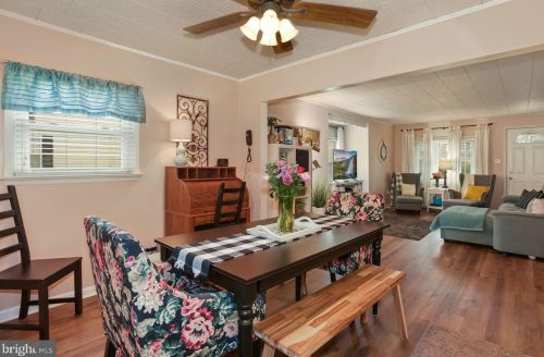 41 Andaloro Way, West Deptford NJ  08093-1640 exterior