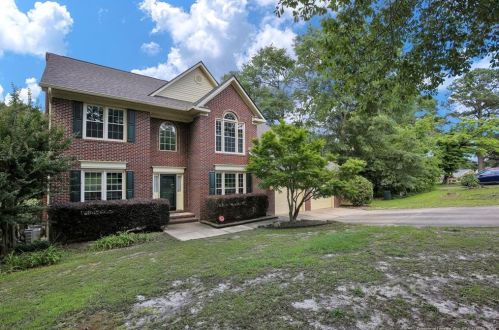 2032 Wood Duck Dr, Fayetteville, NC 28304-5686