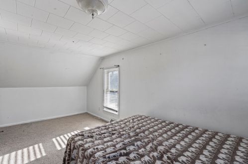 15 Sawyer St, Nashua NH  03060-3740 exterior