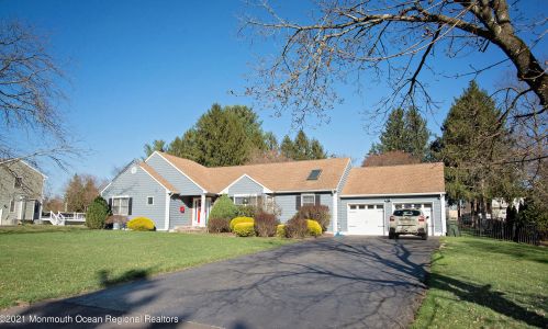 76 Coldspring Rd, East Freehold, NJ 07728-3007