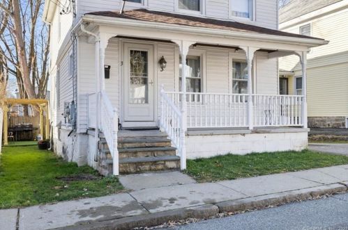 3 Griswold Ct, United States Coast Guard Ac CT  06320-5209 exterior