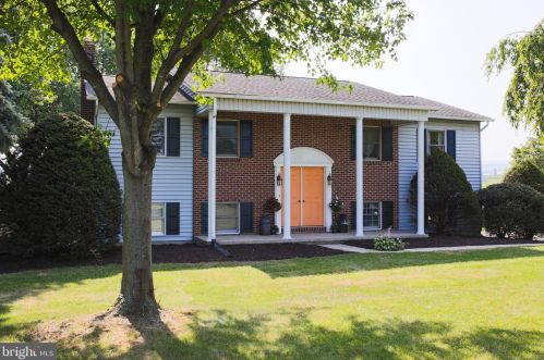 7076 Olde Scotland Rd, Lees Cross Roads, PA 17257-8776