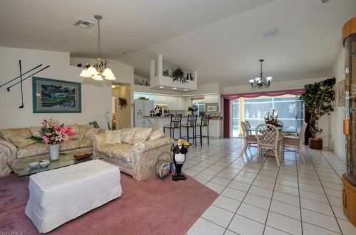 1304 5th St, Lehigh Acres, FL 33972-4143