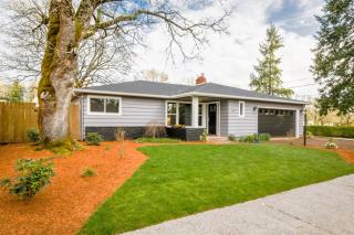 1287 Spears Ave, Salem, OR 97302-1652