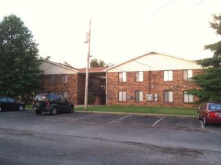 202 Robina Ct, Glendale, KY 42701-2638
