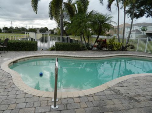 155 Kensington Way, West Palm Beach, FL 33414-4315