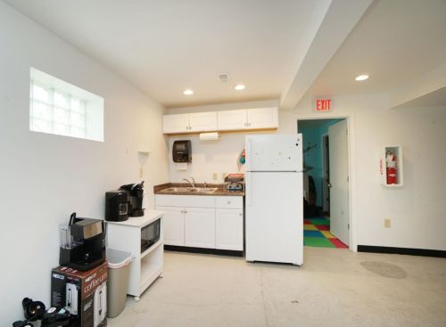 12 New St, Liberty Township OH  45036 exterior