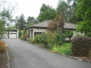 7745 74th Ave, Portland, OR 97223-9512