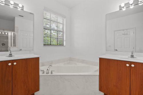 1709 Umbria St, Fort Pierce FL  34953-4667 exterior