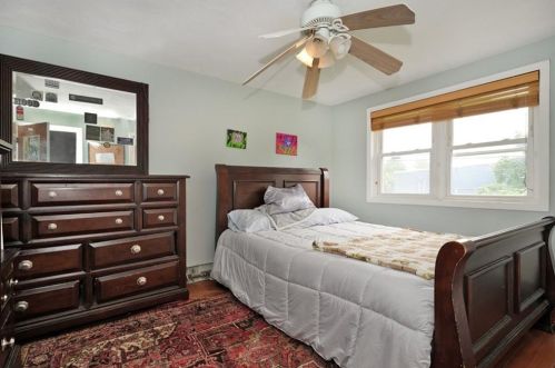 120 Oliphant Ln, Middletown RI  02842-4646 exterior