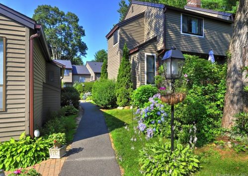 5 Alder Ct, Woodbury, CT 06798-3221