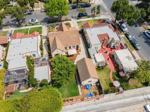 2111 Eucalyptus Ave, Long Beach CA  90806-4518 exterior