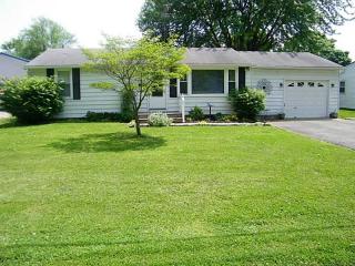 1217 Washington St, Hope, IN 47246-1436