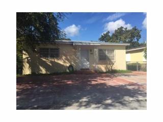 2730 28th Ct, Miami, FL 33133-3033