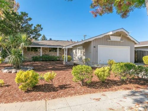 1597 Parrot Ave, Sunnyvale, CA 94087-4945