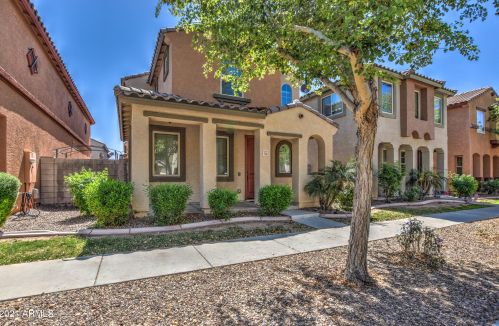 7741 Bonitos Dr, Phoenix, AZ 85035-5075