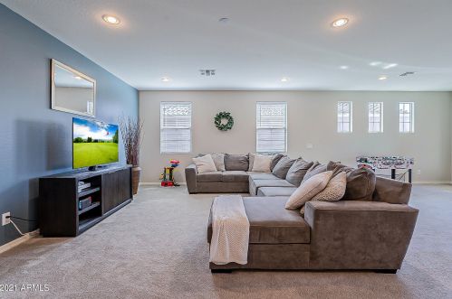 3942 Canyon Pl, Chandler AZ  85249-2075 exterior