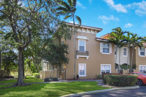 244 Lake Monterey Cir, Boynton Beach, FL 33426-8442