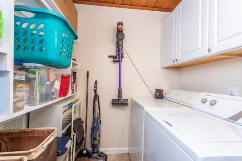 616 Q St, Rio Linda CA  95673-1427 exterior