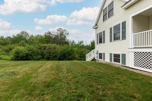 15 Trestle Way, Dover, NH 03820-5493