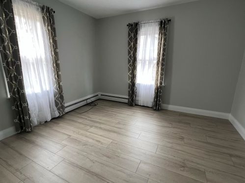 15 Osgood Ave, Unity NH  03743-3221 exterior