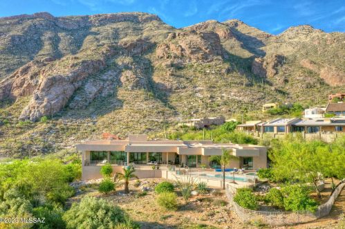 4970 Oakmont Dr, Tucson, AZ 85718-1707