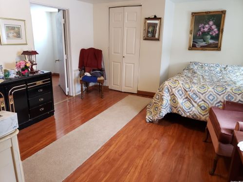 566 Lattintown Rd, Marlborough NY  12542-5143 exterior