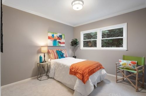 2105 Velez Dr, Rancho Palos Verdes CA  90275-1427 exterior