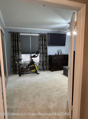 20 Bradford Dr, Old Bridge NJ  08857-3103 exterior