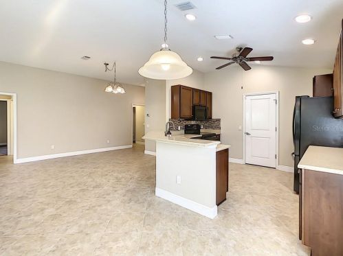 5056 Neptune Cir, Oxford FL  34484-3794 exterior