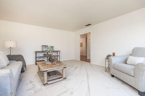 745 Foothill Rd, Santa Paula CA  93060-1851 exterior