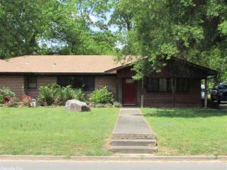 2018 Prince St, Conway AR  72034-3865 exterior