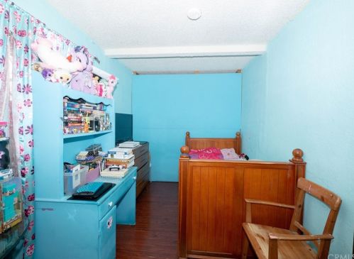 2309 Wilmington Ave, Compton CA 90220-5449 exterior