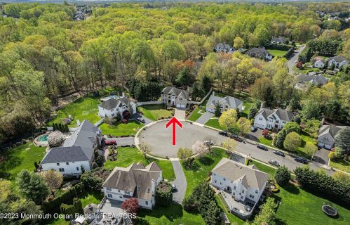 328 Autumn Hill Dr, Morganville, NJ 07751-2043