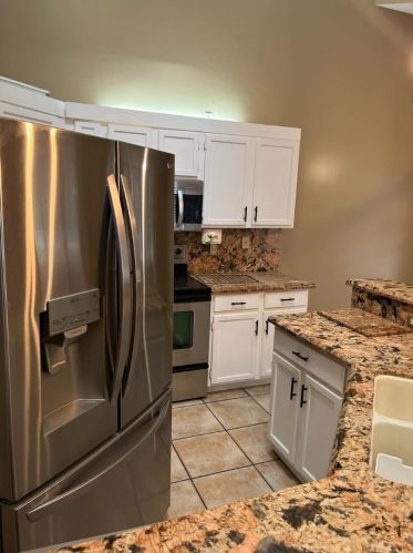 5080 Foxhall Dr, West Palm Beach FL  33417-8132 exterior