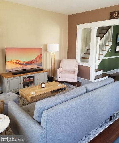 109 Summit Ave, Tavistock NJ  08033-3317 exterior