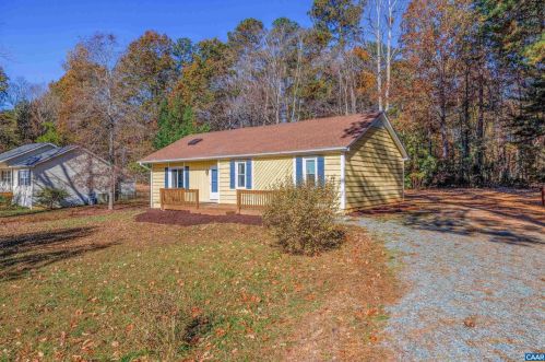 20 Loblolly Rd, Bybee VA  22963-3021 exterior