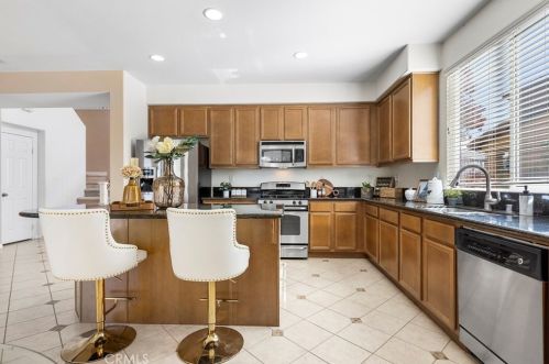 34407 Devlin Dr, Beaumont CA  92223-7436 exterior