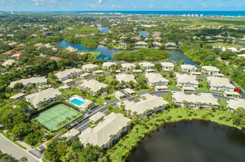 4151 Lake Forest Dr, Bonita Springs, FL 34134-8725