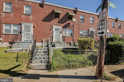 1009 27th St, Wilmington, DE 19802-2945