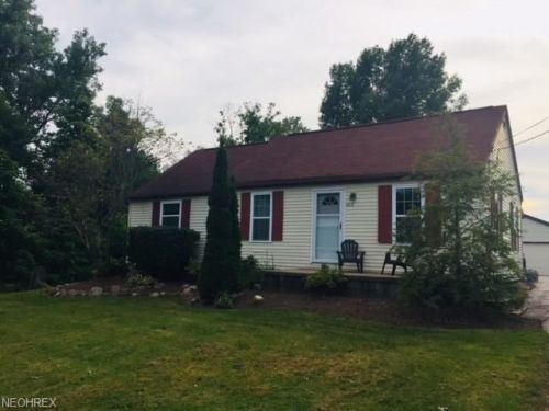 11538 Indian Hollow Rd, North Eaton, OH 44044-9141