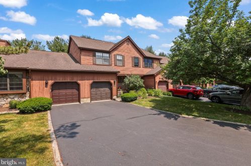 50 Danielle Ct, Trenton NJ  08648-1451 exterior