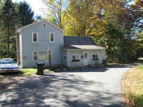 11 Enderly Ln, Ellenville, NY 12428-2425