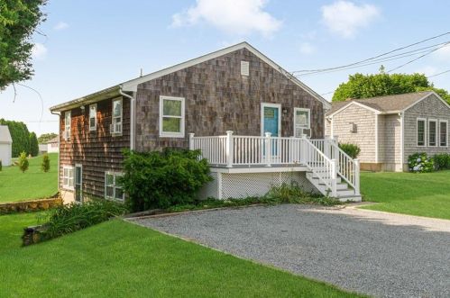 24 Teal Pond Rd, South Kingstown, RI 02882-5323