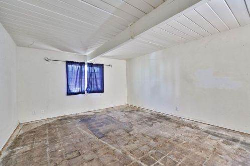 6634 Radio Dr, San Diego CA  92114-1611 exterior